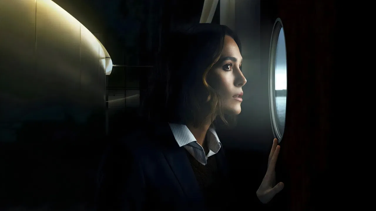 The Woman in Cabin 10 Movie Screenshot 2